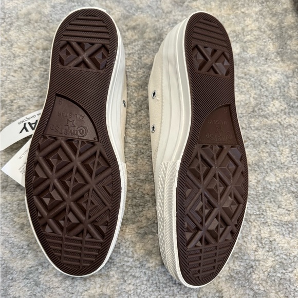 Chuck Taylor Comme de Garcons, NWT, size 8 women’s - Picture 5 of 7